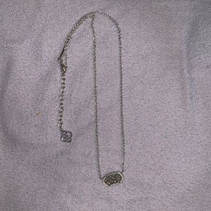 Kendra Scott grey necklace